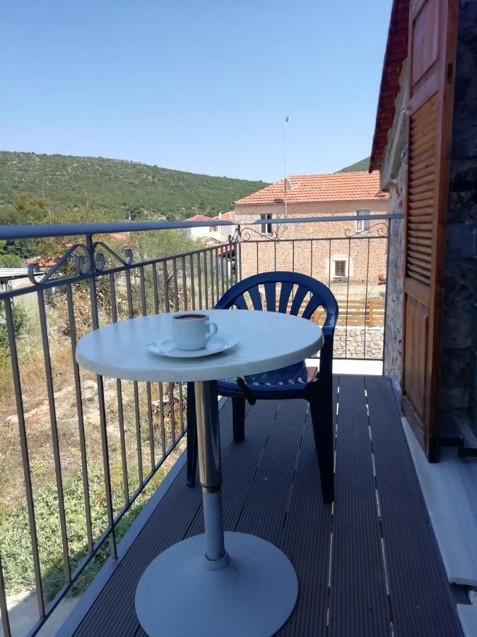 Tsitalia Cottage House 利昂尼迪翁 外观 照片